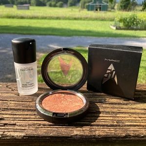 Mac Trip the Light Fantastic Powder "Highly Illogical" Highlighter Powder NIB